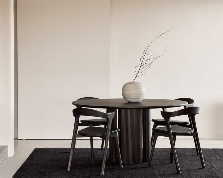 Mesa comedor Roller Max Ø150 cm, Caoba teñida en marrón oscuro Ethnicraft