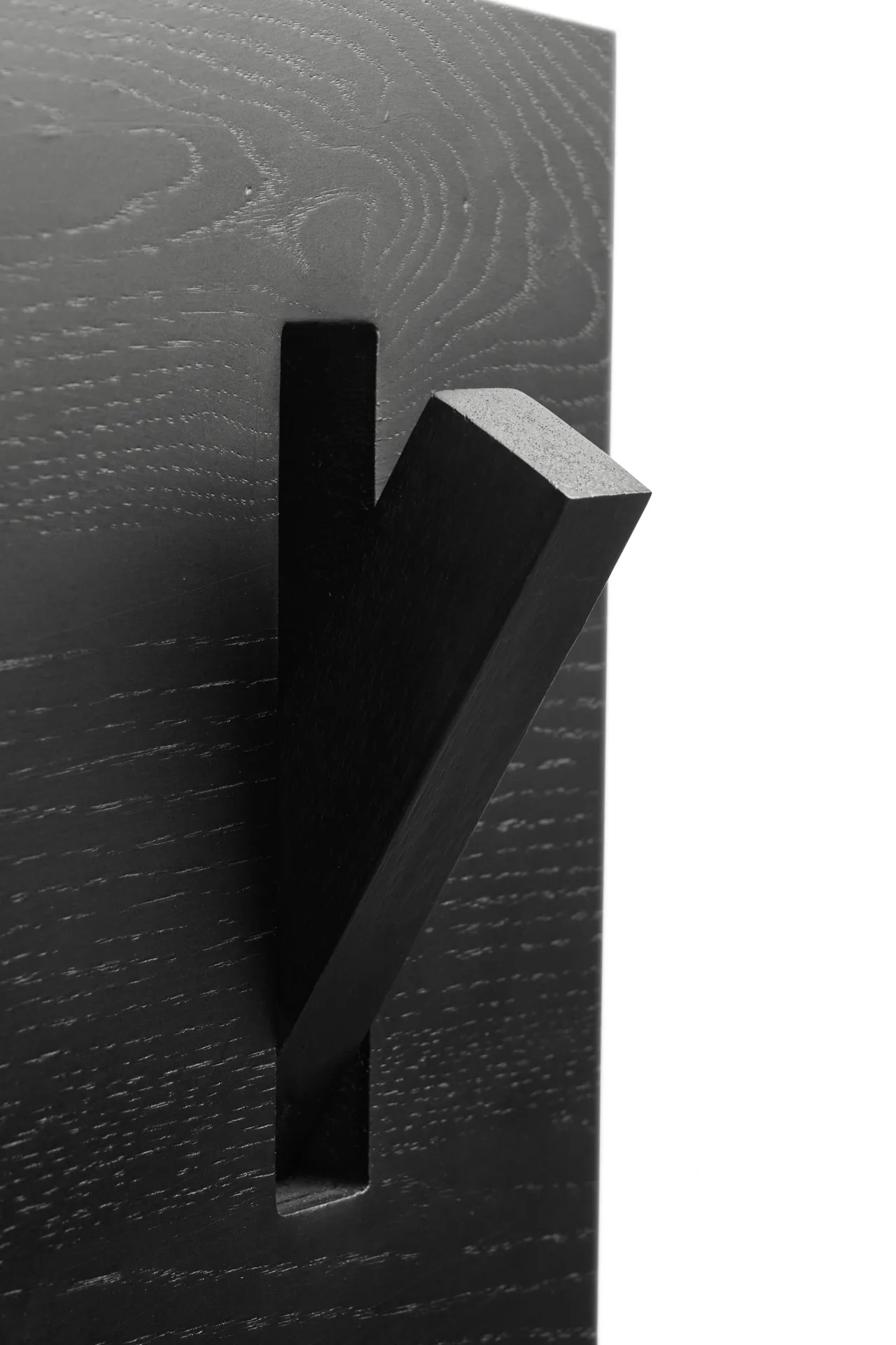 Perchero Utilitile wall hanger, Lackad ek-black-large Ethnicraft