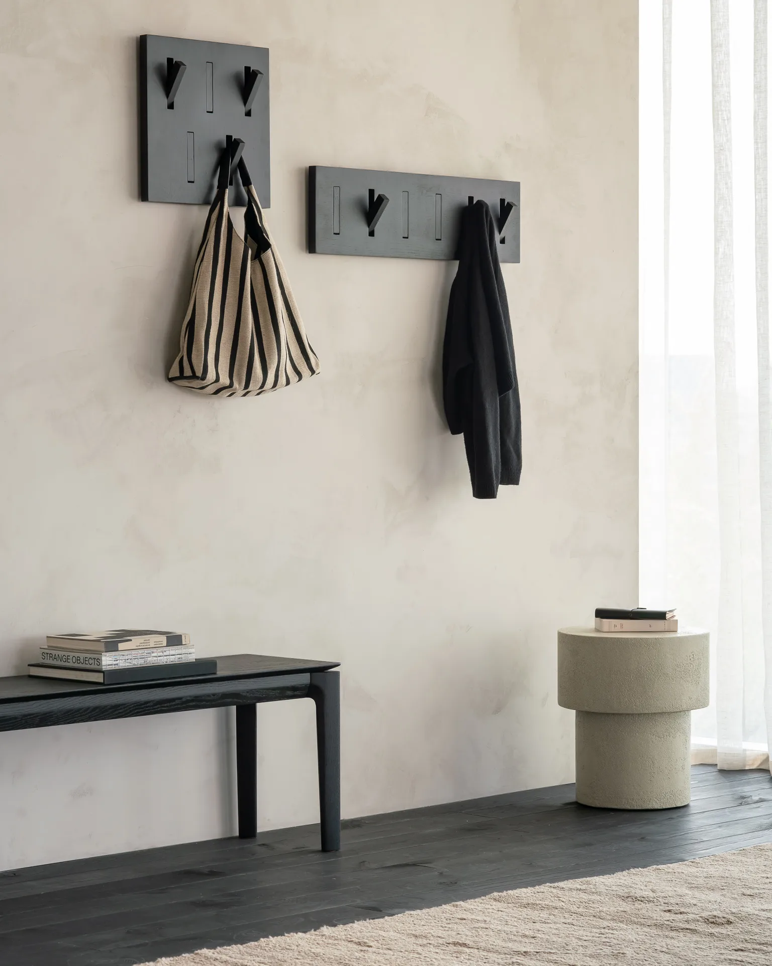 Perchero Utilitile wall hanger, Lackad ek-black-large Ethnicraft