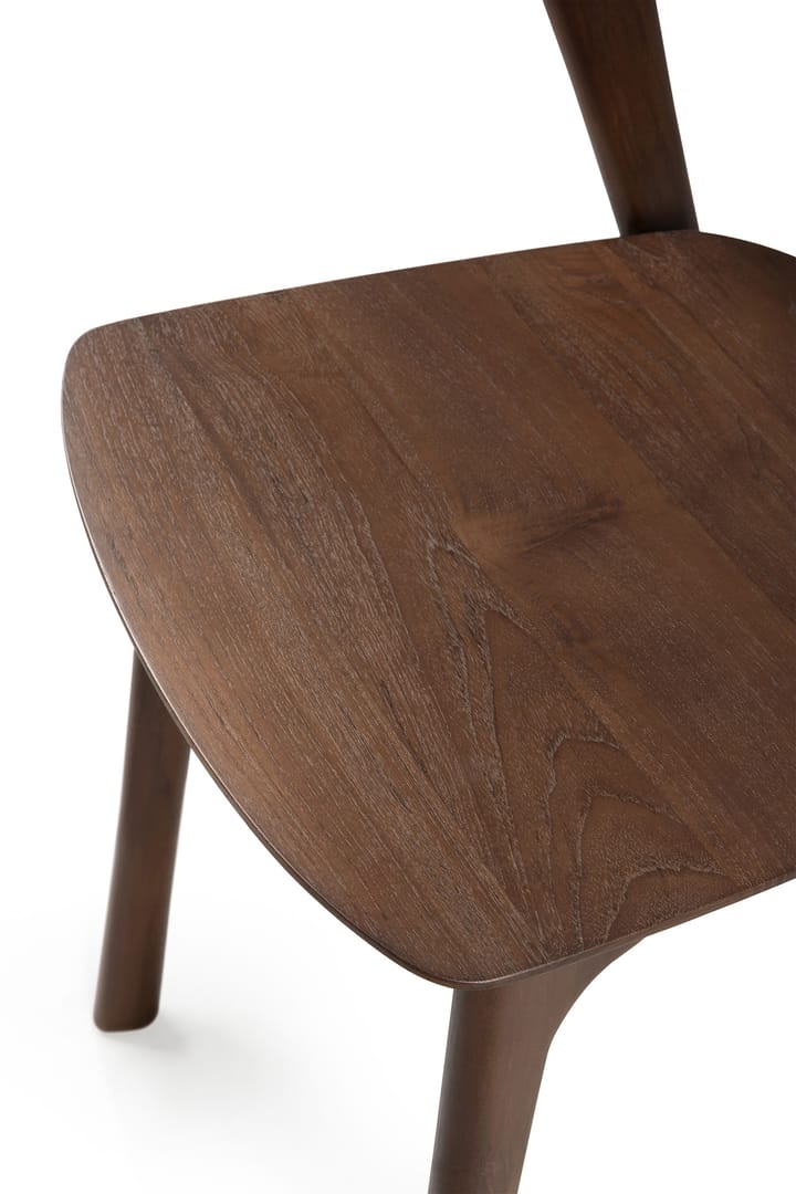 Silla Bok, Teca barnizada marrón Ethnicraft