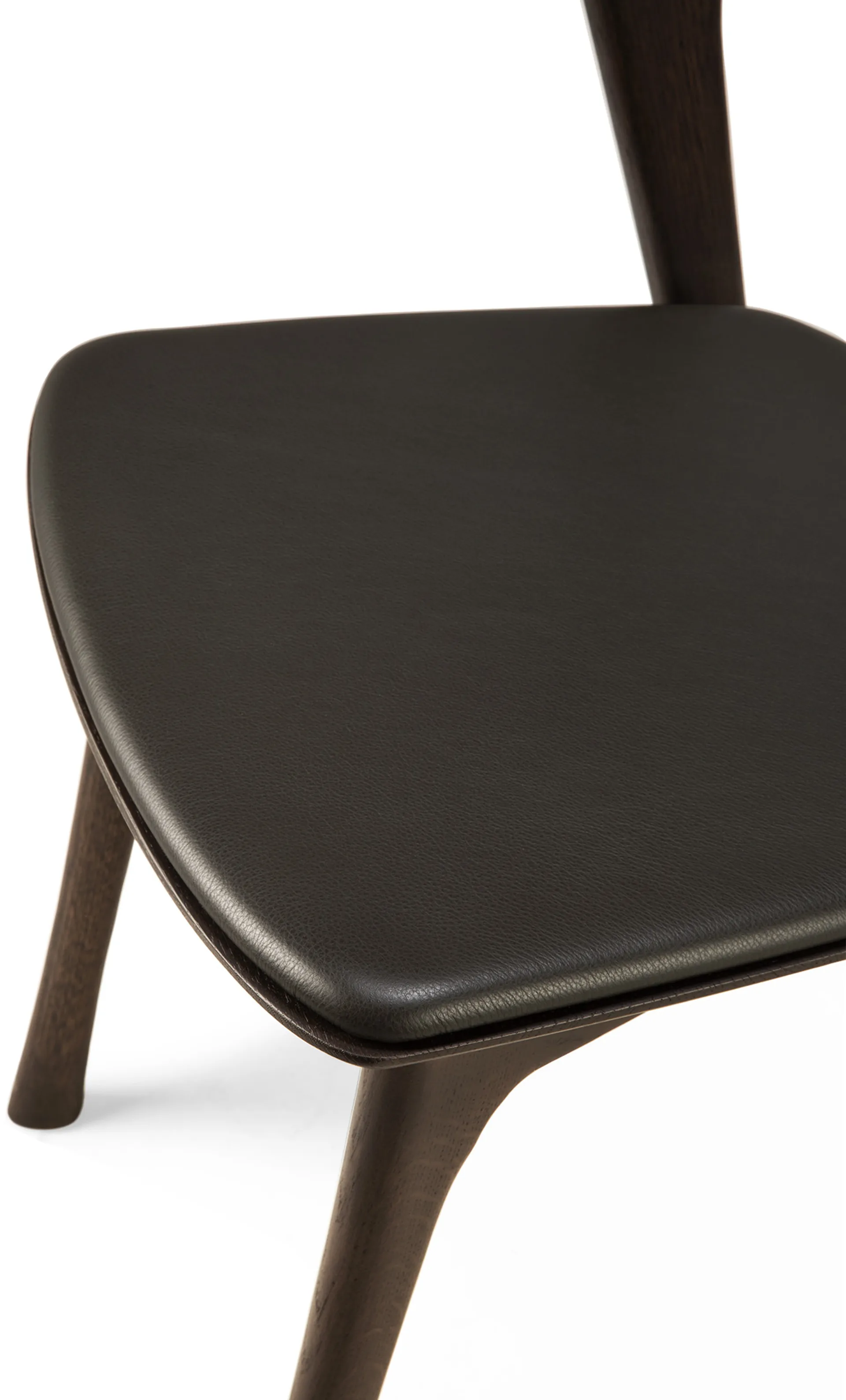 Silla con asiento de cuero Bok , Roble tintado marrón-cuero marrón Ethnicraft