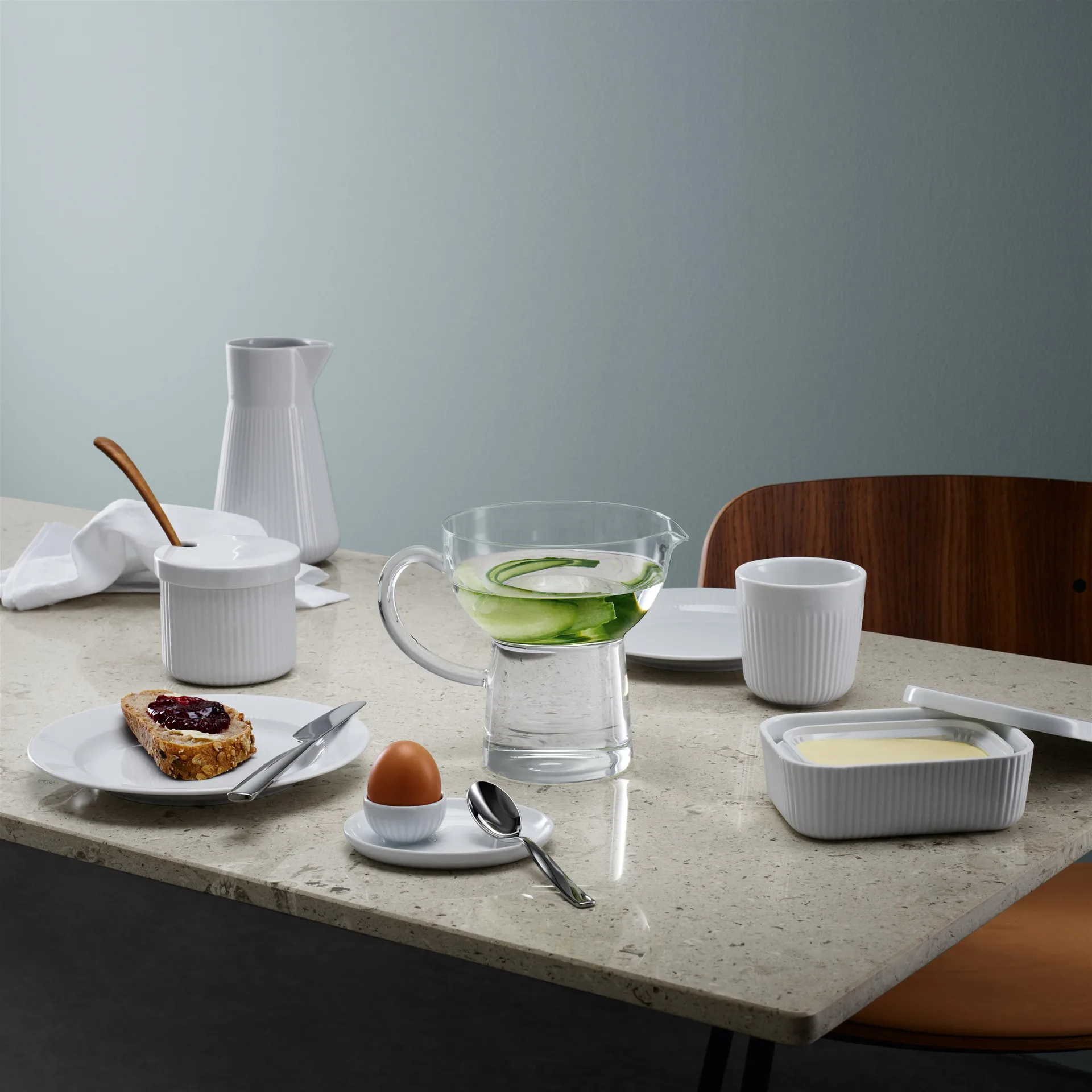 Bote con tapa Eva Trio Legio Nova, blanco Eva Solo