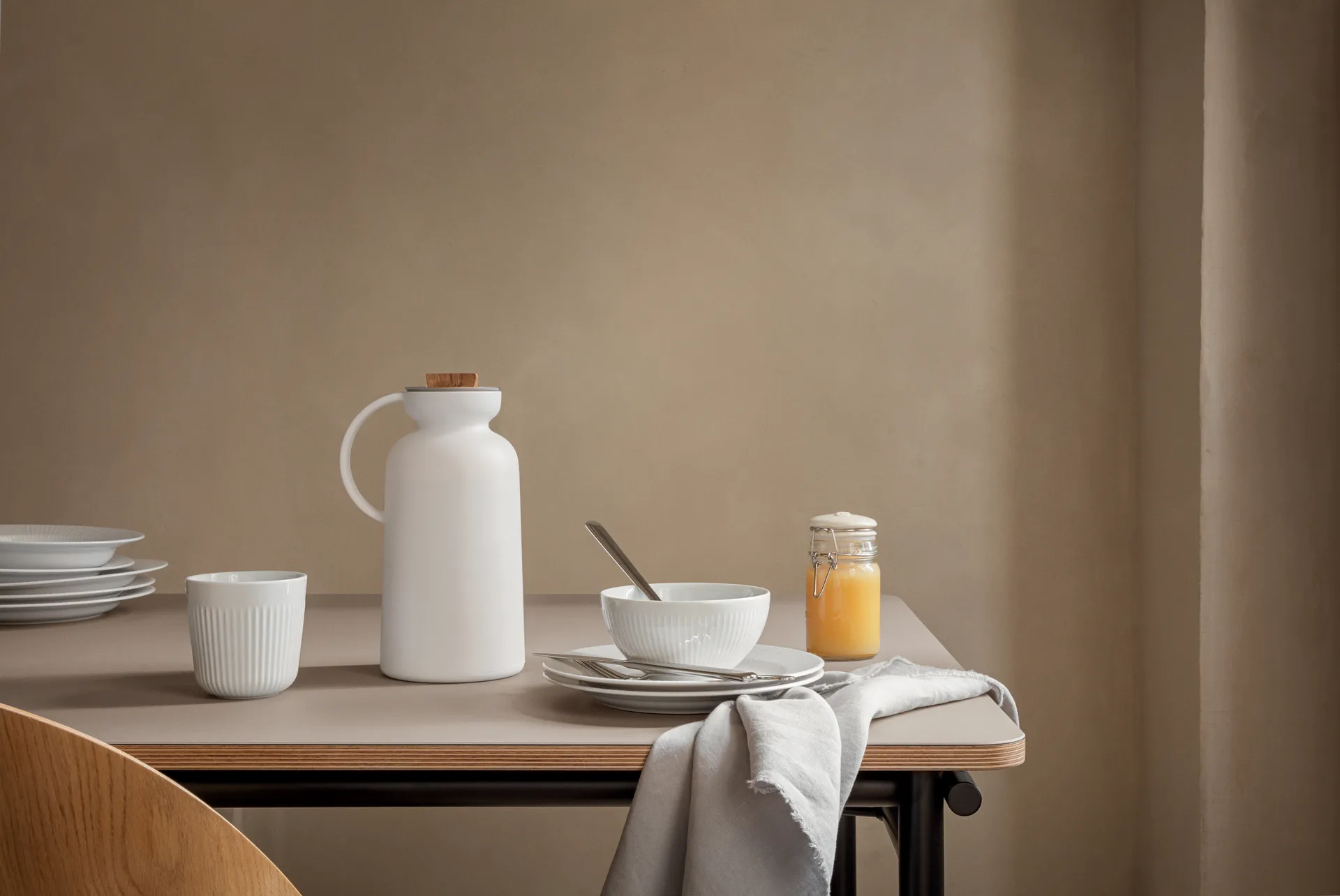 Jarra térmica Silhoutte 1 l, White Eva Solo