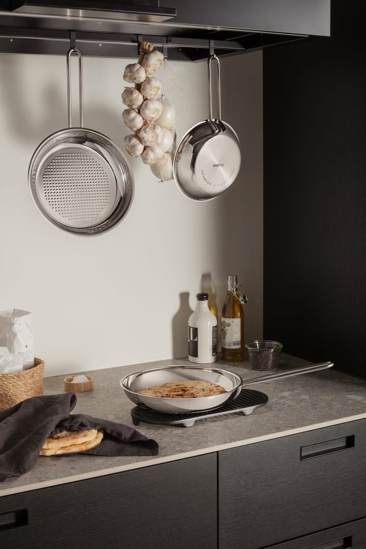 Sartén Eva Trio Stainless Steel Honeycomb, 24 cm Eva Solo