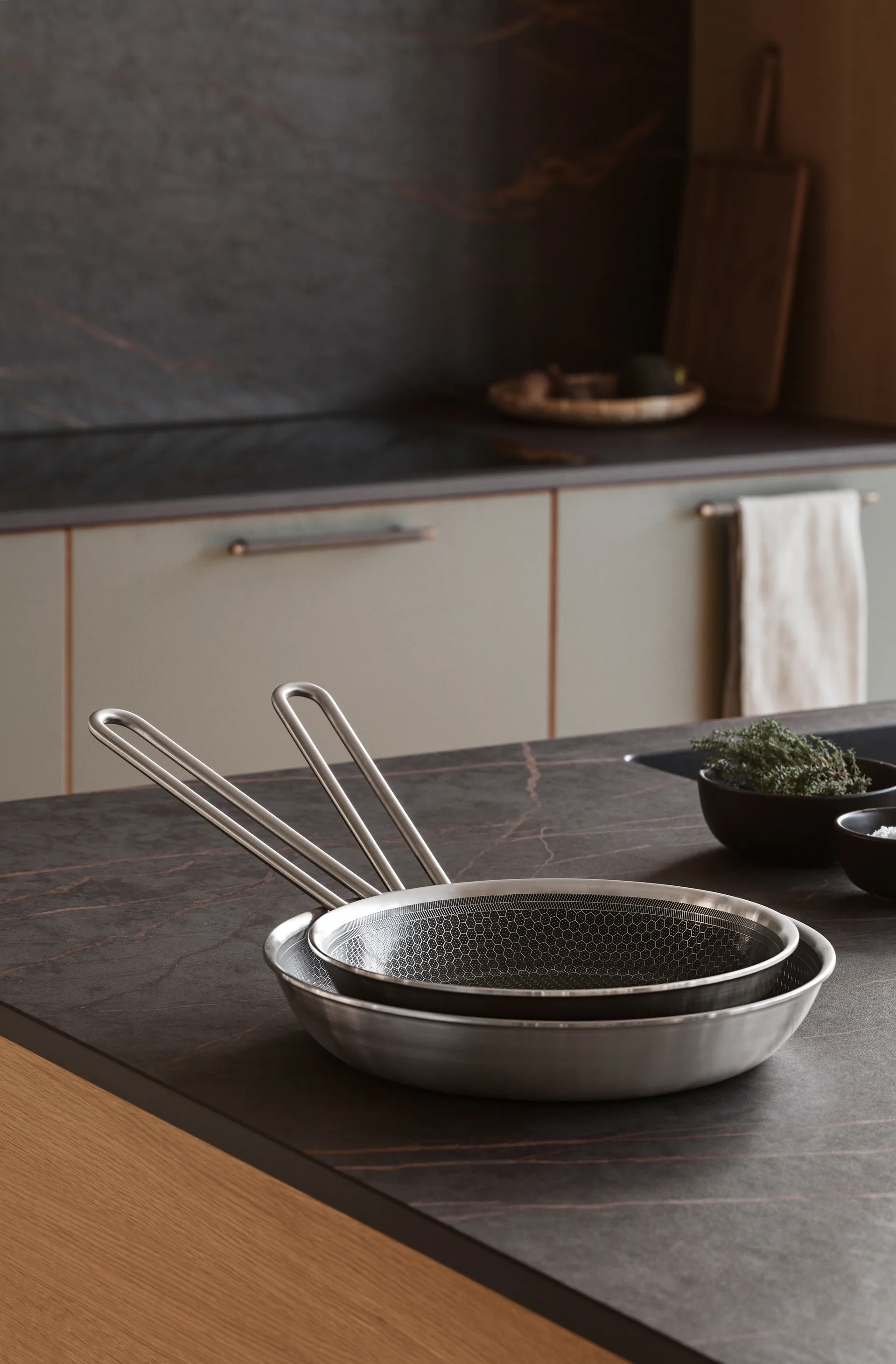 Set de sartenes Eva Trio Multi Mosaic Slip-Let, 2 piezas Eva Solo