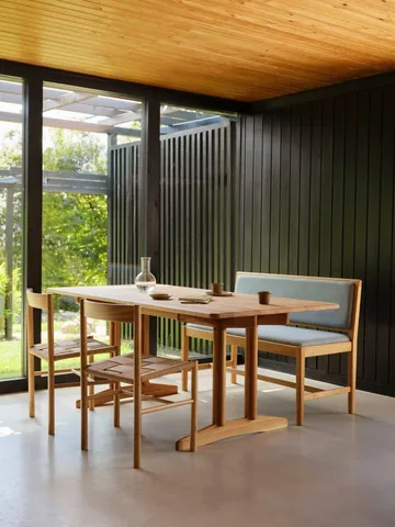 Banco J176 Sønderborg - Roble lacado-ploegwool blue - FDB Møbler