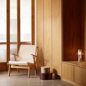 Butaca J53 - Roble aceitado-beige - FDB Møbler