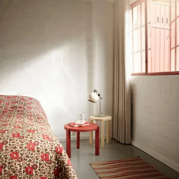 Mesa de centro D108 Ragnesminde, Ø48 cm - Rojo carmín - FDB Møbler