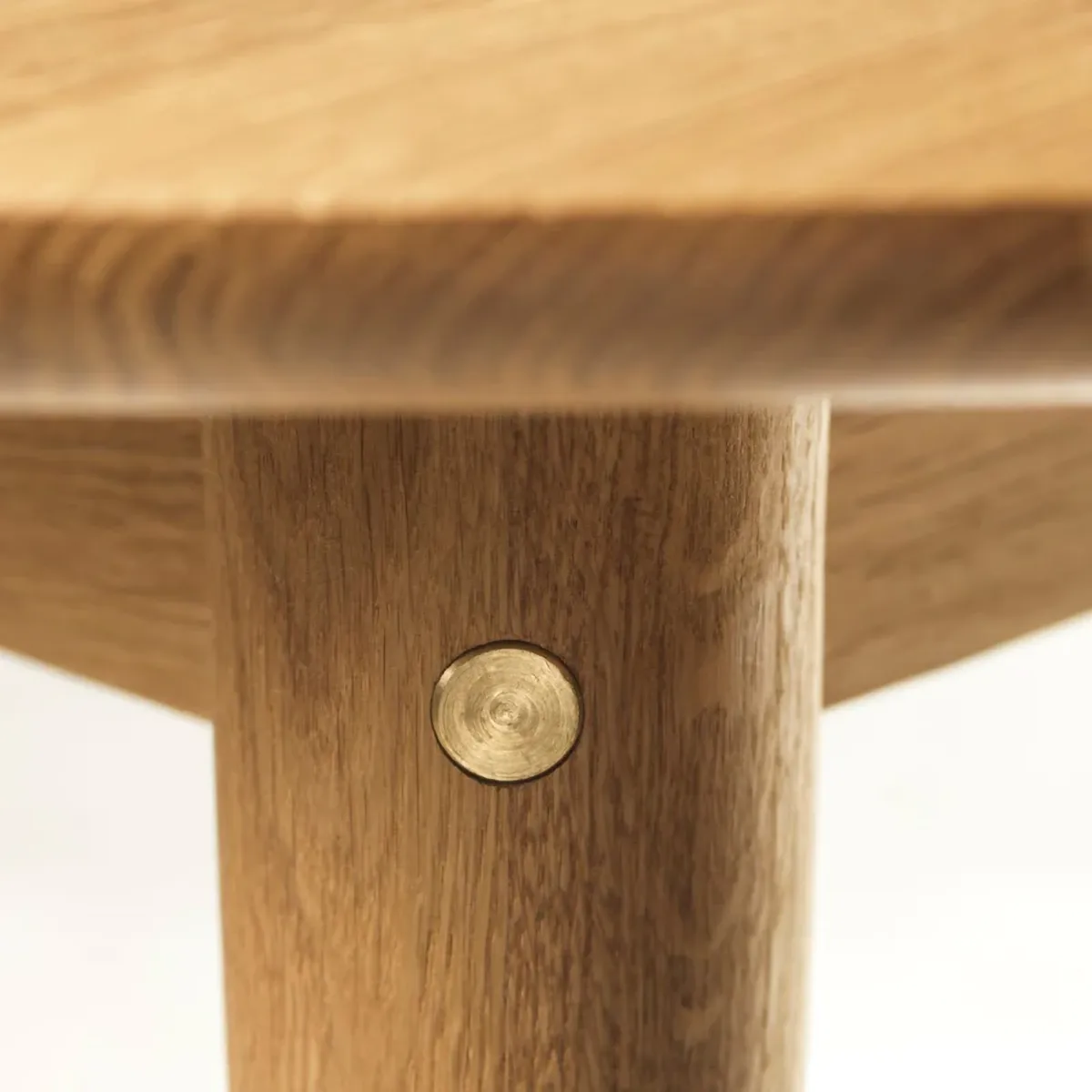 Mesa de comedor C62E Bjørk con 2 extensiones, Roble macizo aceitado FDB Møbler