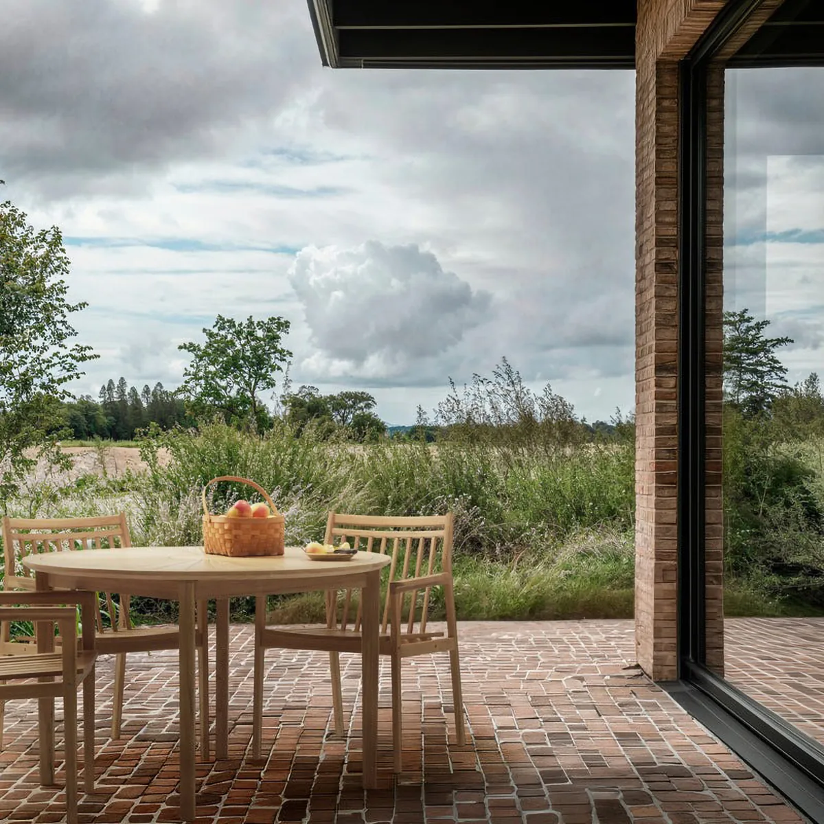 Mesa de jardín M27 Sammen Ø120 cm, Teca maciza aceitada FDB Møbler