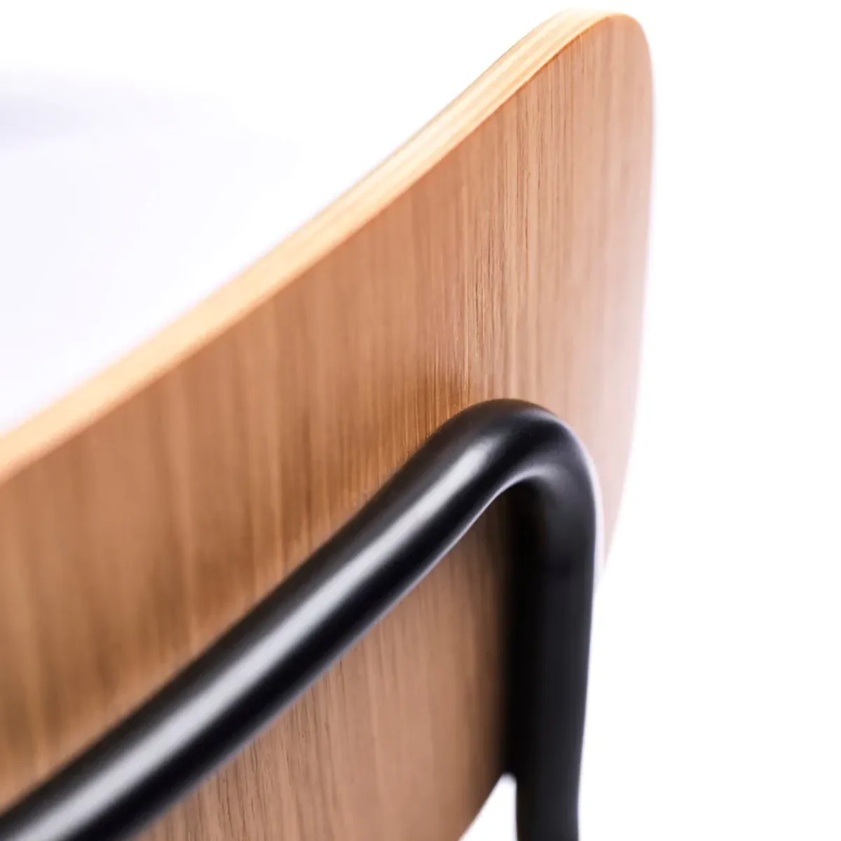 Silla J182 Holmen , Chapa de roble-patas negras-topo FDB Møbler