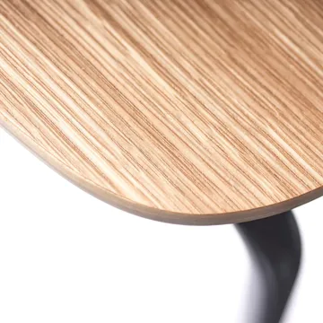 Silla J182 Holmen  - Chapa de roble - patas negras - FDB Møbler