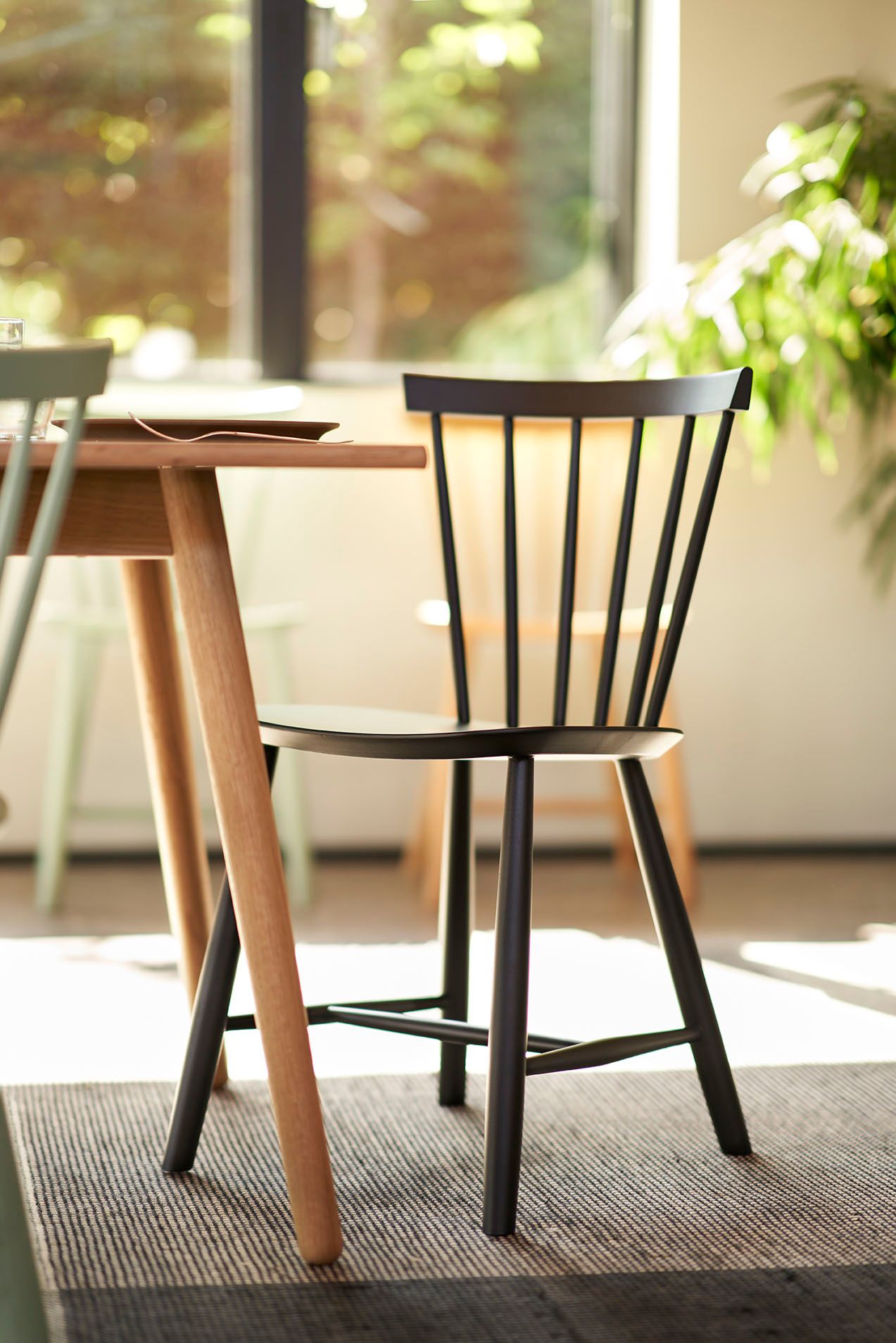 Silla J46, Beech white painted FDB Møbler