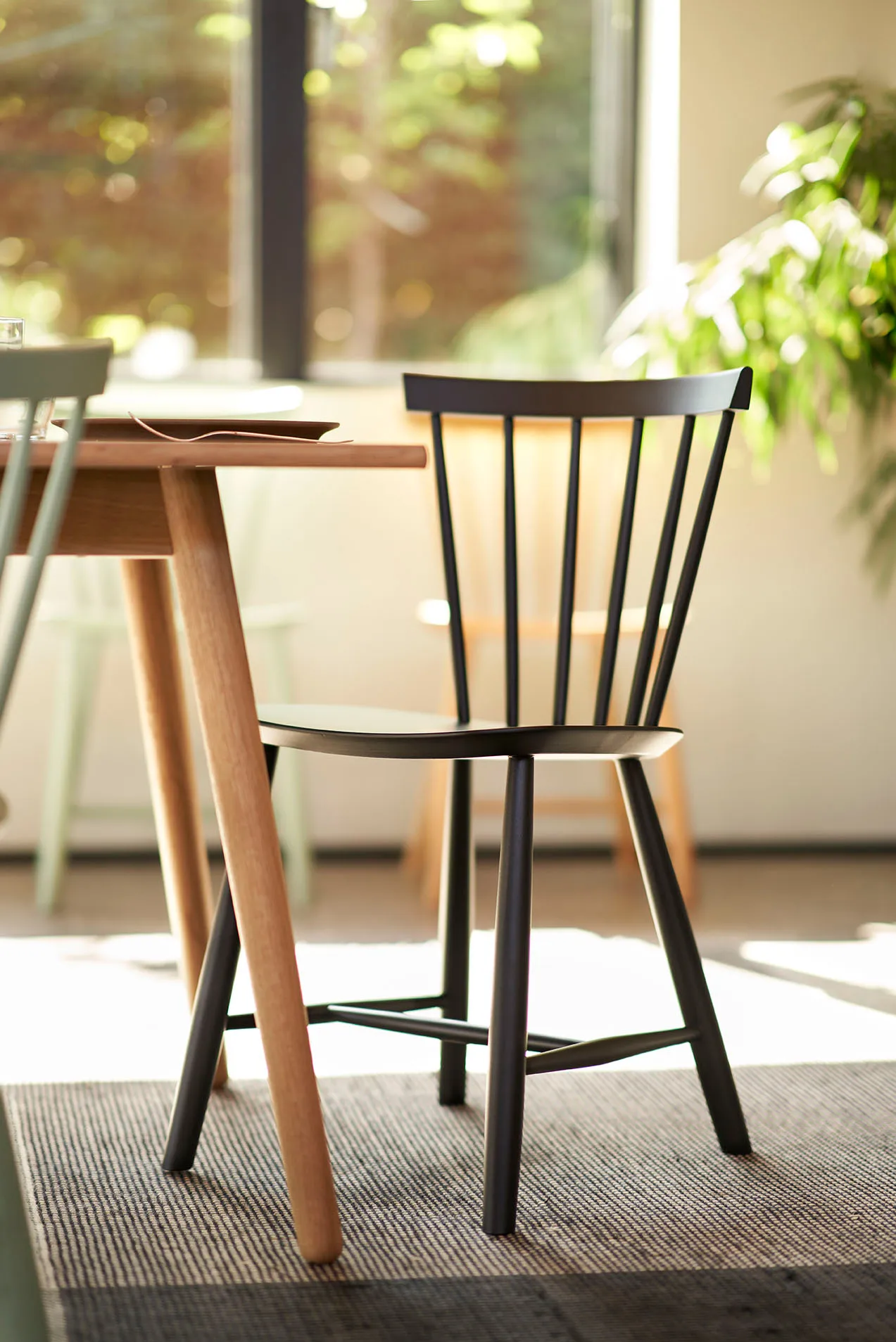 Silla J46, Haya natural lacada, pack de 6,  FDB Møbler