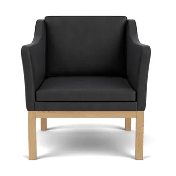 Sillón con reposabrazos L46 MK155 easy chair - Roble lacado-cuero negro - FDB Møbler