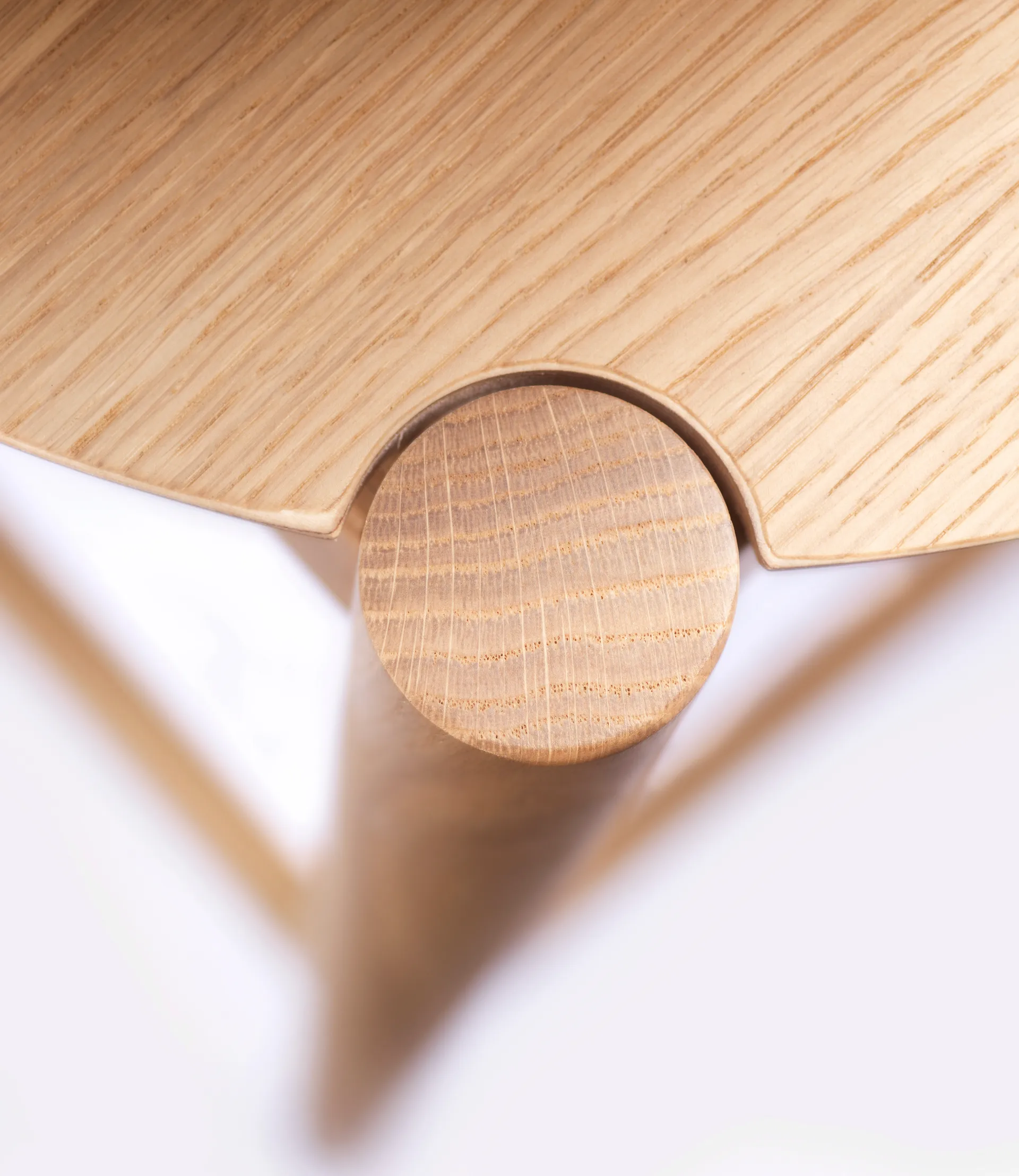 Taburete J185 Øst 65 cm, Oak nature lacquered FDB Møbler