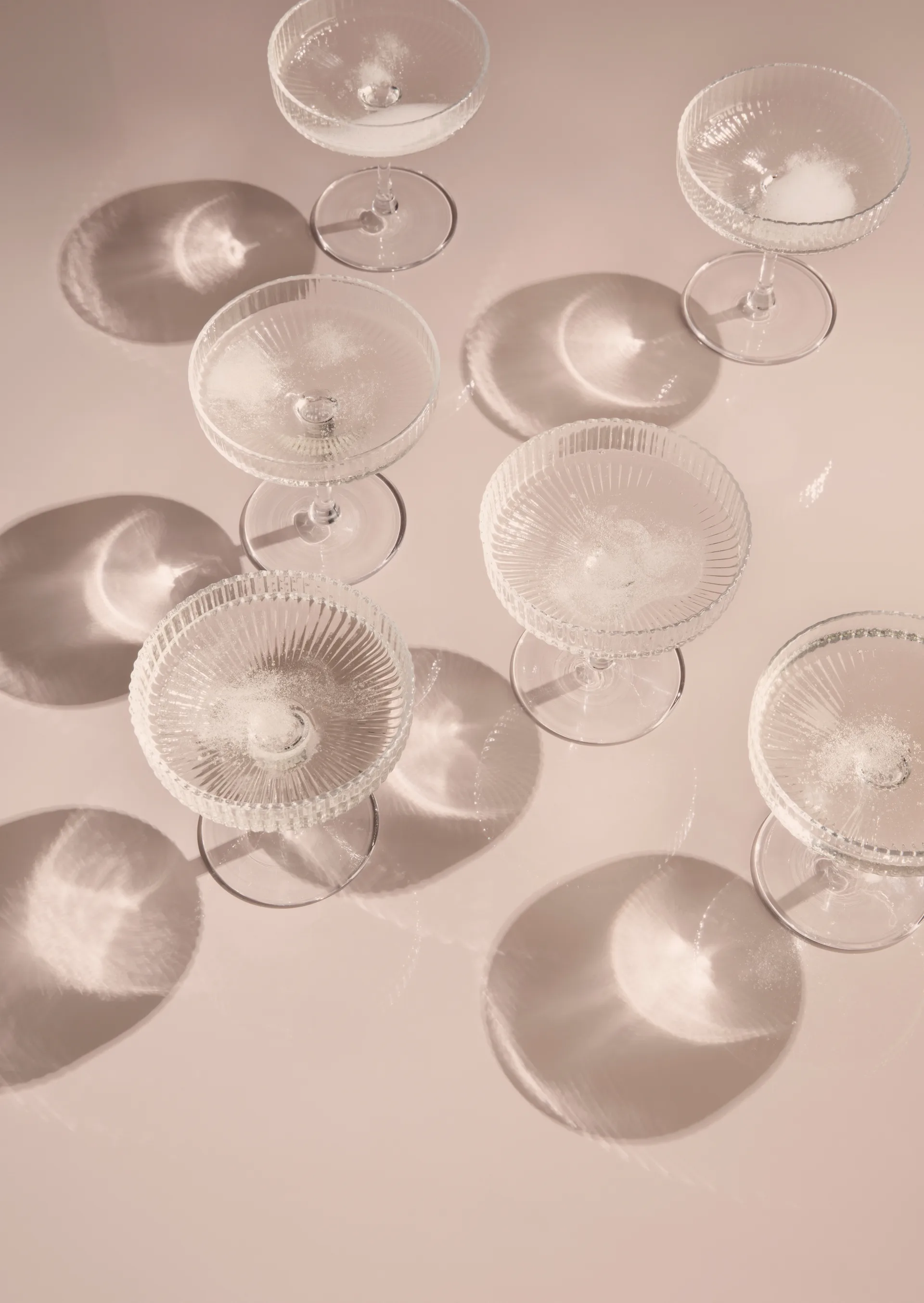 2 Copas de champán Ripple, transparente Ferm Living