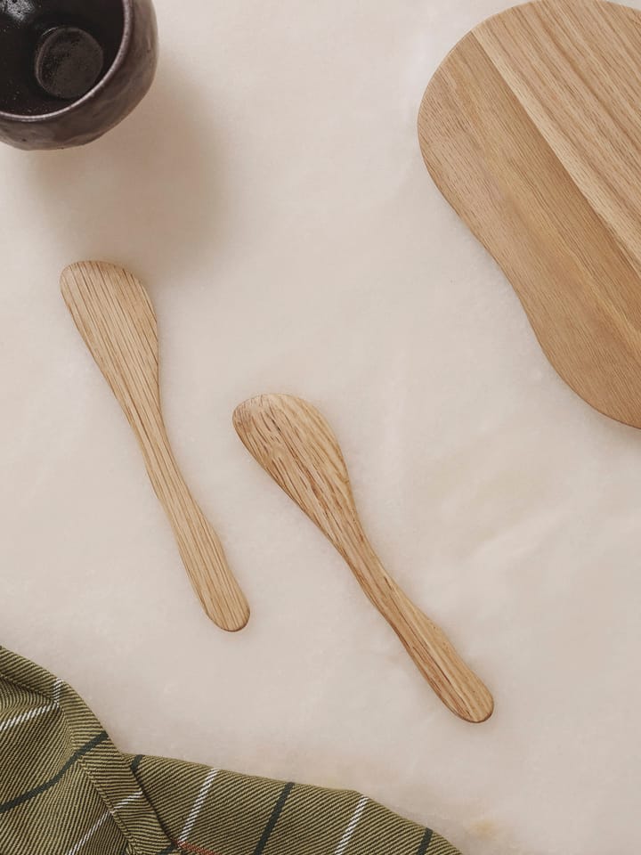 2 Cuchillos de mantequilla Cairn, Oak Ferm Living
