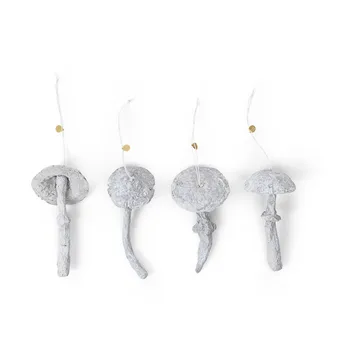 4 Colgantes de árbol de Navidad Mushroom ornament - Faded white - Ferm Living