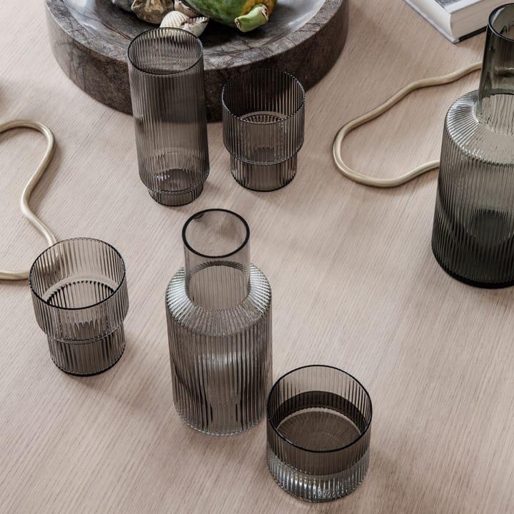 4 Vasos altos Ripple, smoked grey Ferm Living