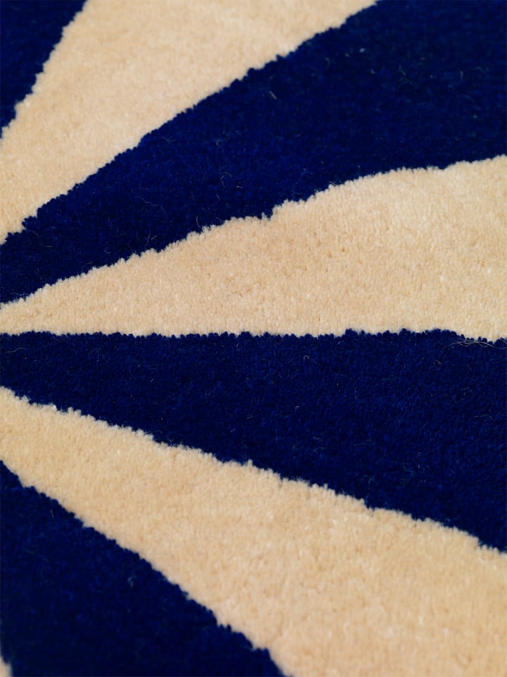 Alfombra tejida a mano Arch Ø130 cm, Bright blue-Off white Ferm Living