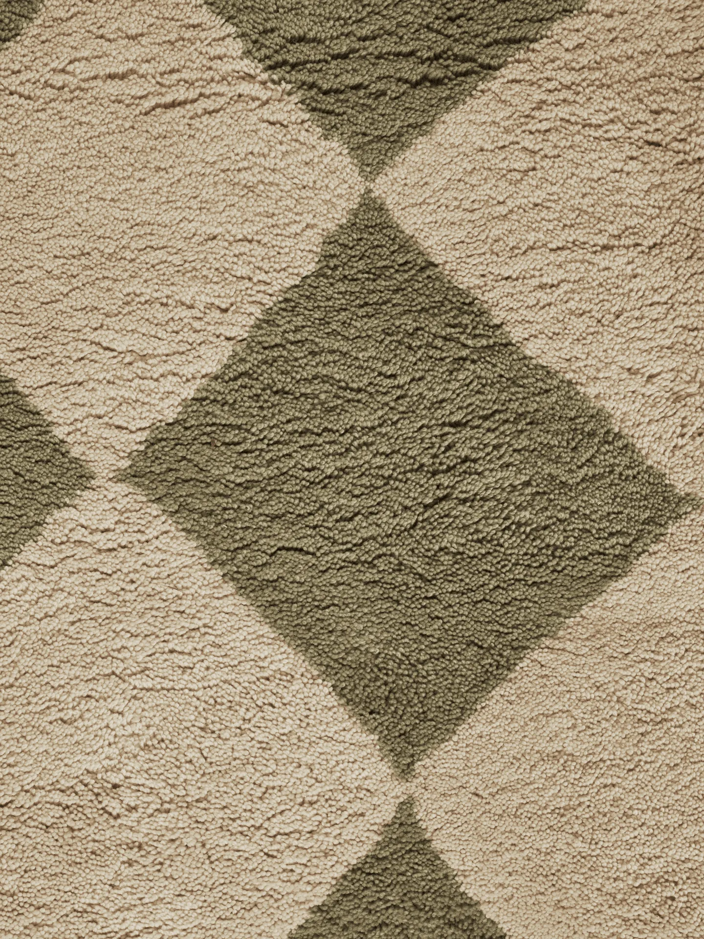 Alfombra Tilt, Elm green, 140x200 cm Ferm Living