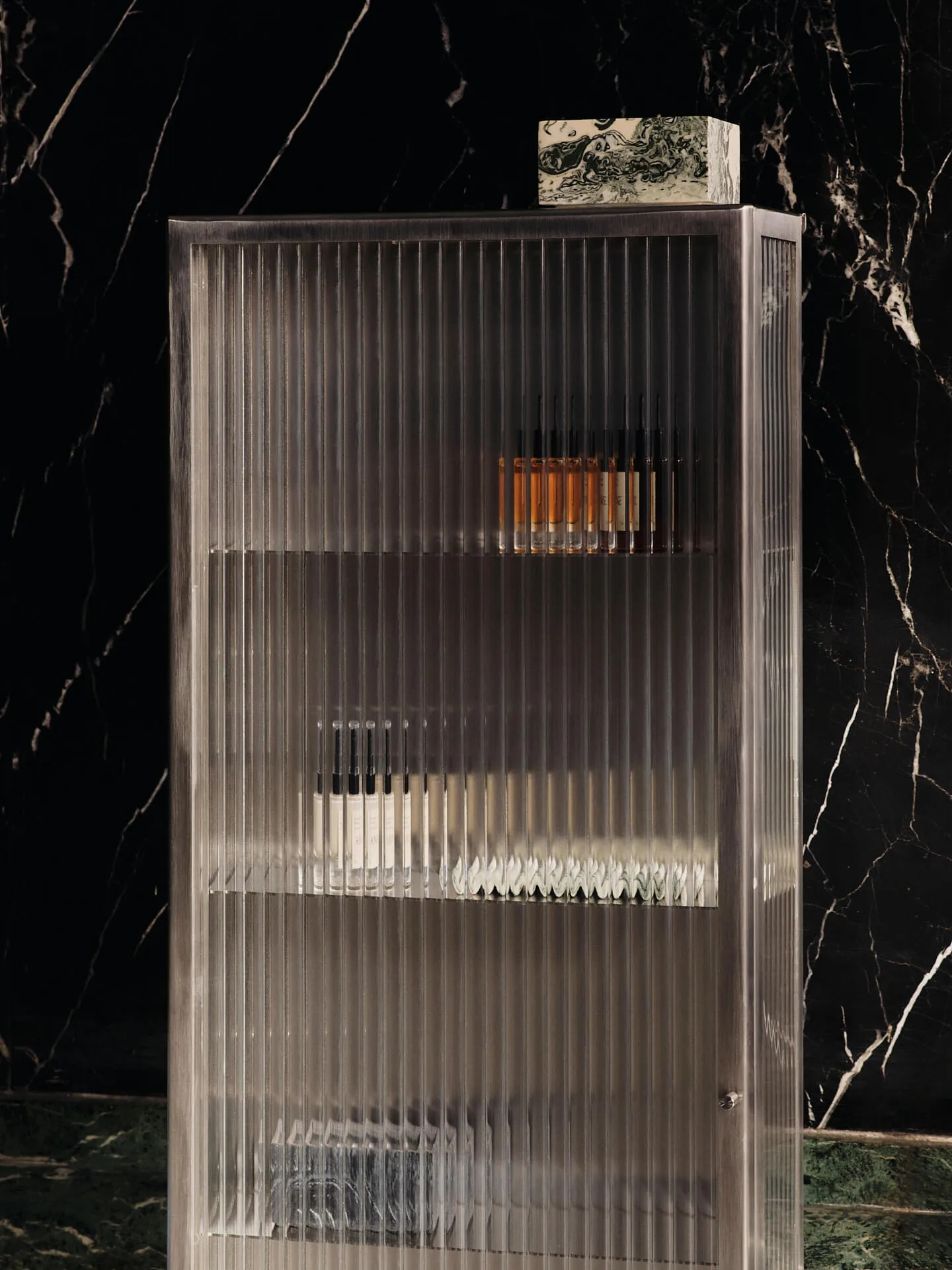 Armario de pared Haze 35x100 cm, Stainless steel Ferm Living