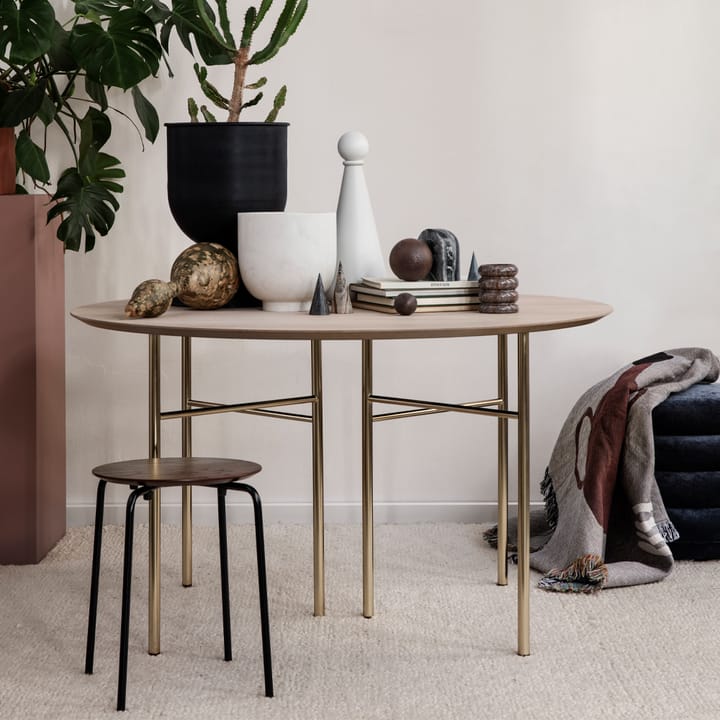 Asiento puf Puff Round, Tela faded velvet 3 forest Ferm Living