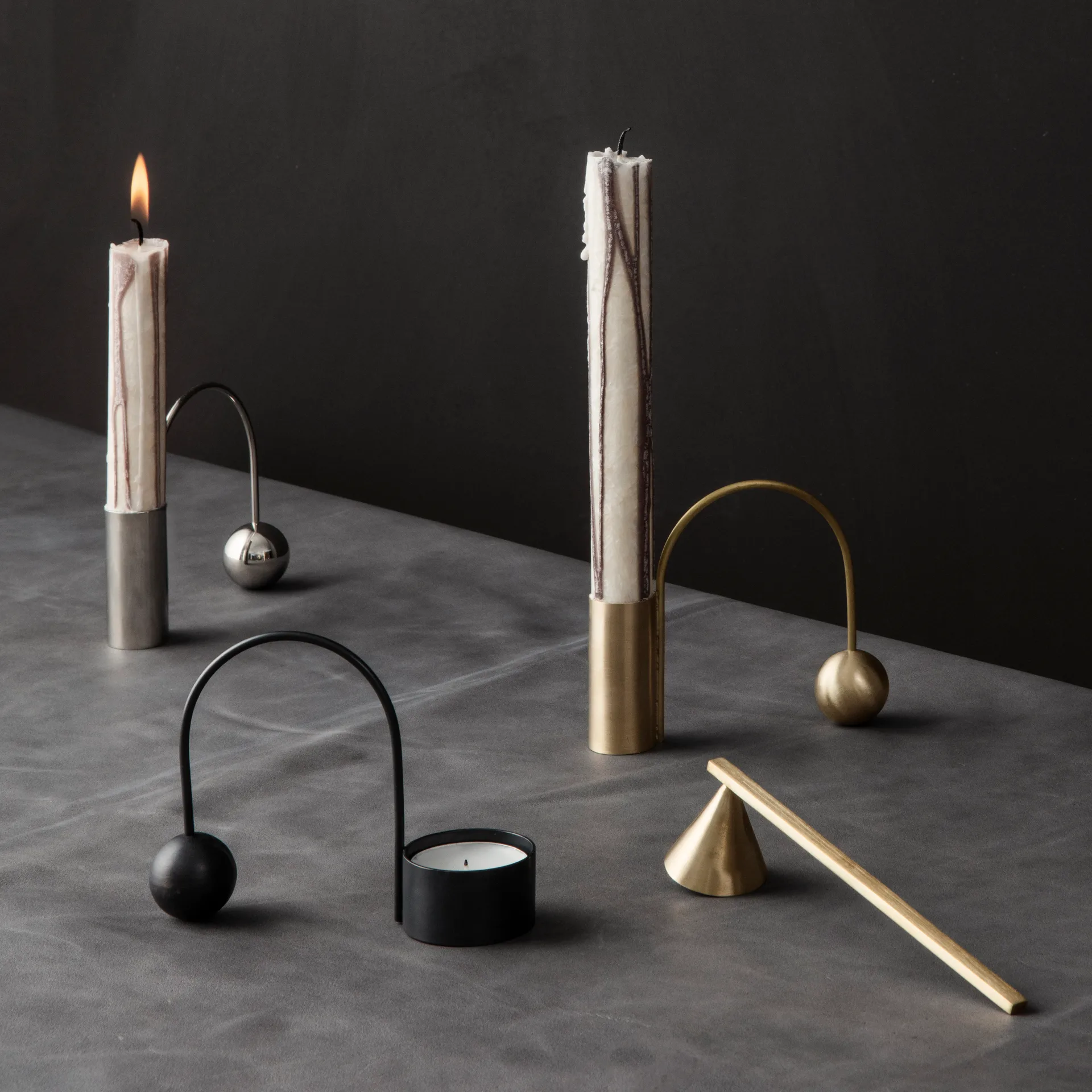 Balance cromo Candelabro, vela candelabro Ferm Living