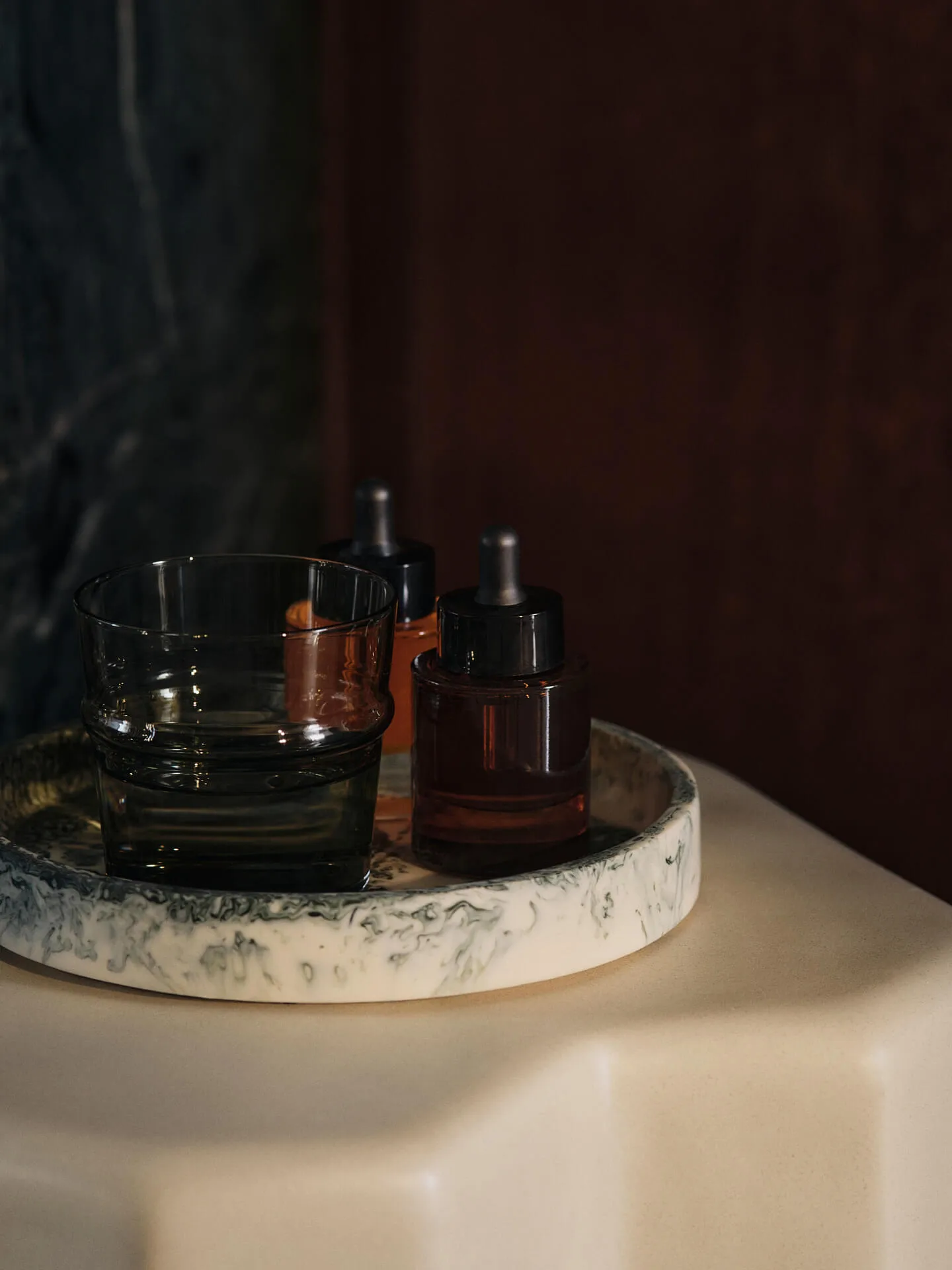 Bandeja decorativa Mist Ø20 cm, Emerald-off-white Ferm Living