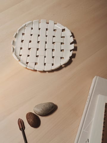 Bandeja Plait Ø30 cm - Off white - Ferm Living