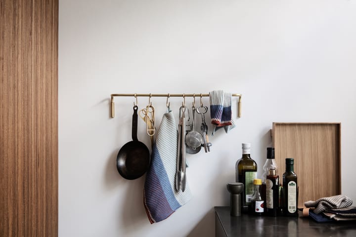 Barra de cocina con 6 ganchos - latón - ferm LIVING