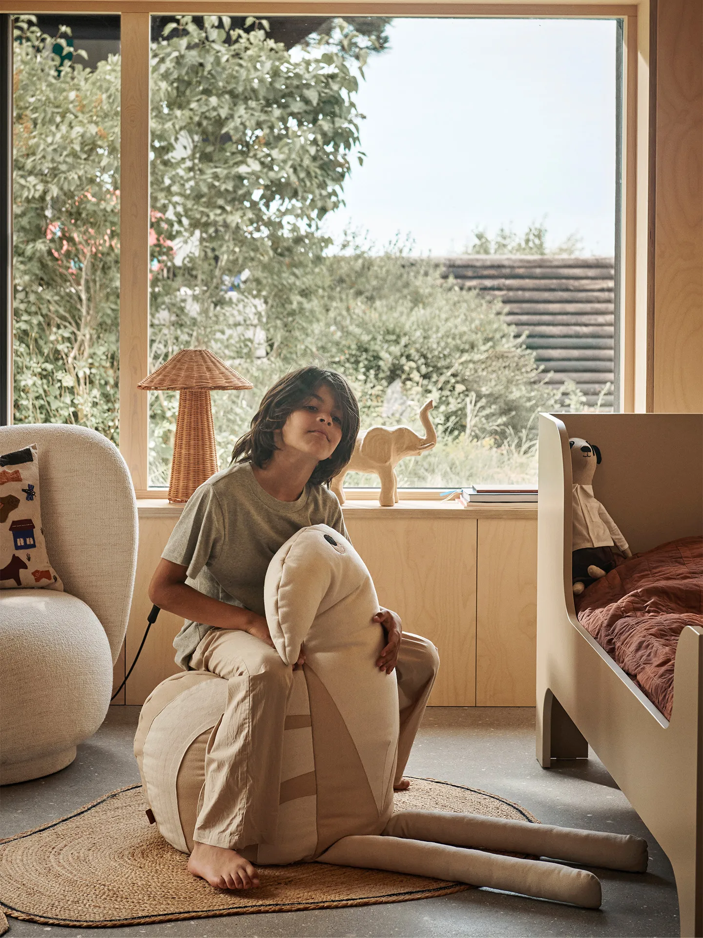 Birdy bean bag, Natural-Blanco roto Ferm Living