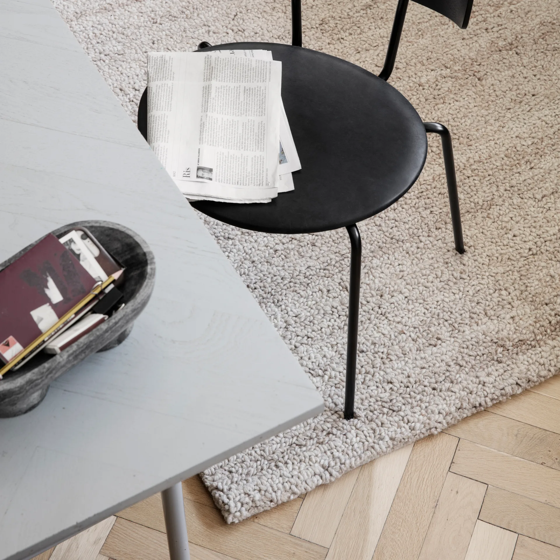 Bol Alza, negro Ferm Living