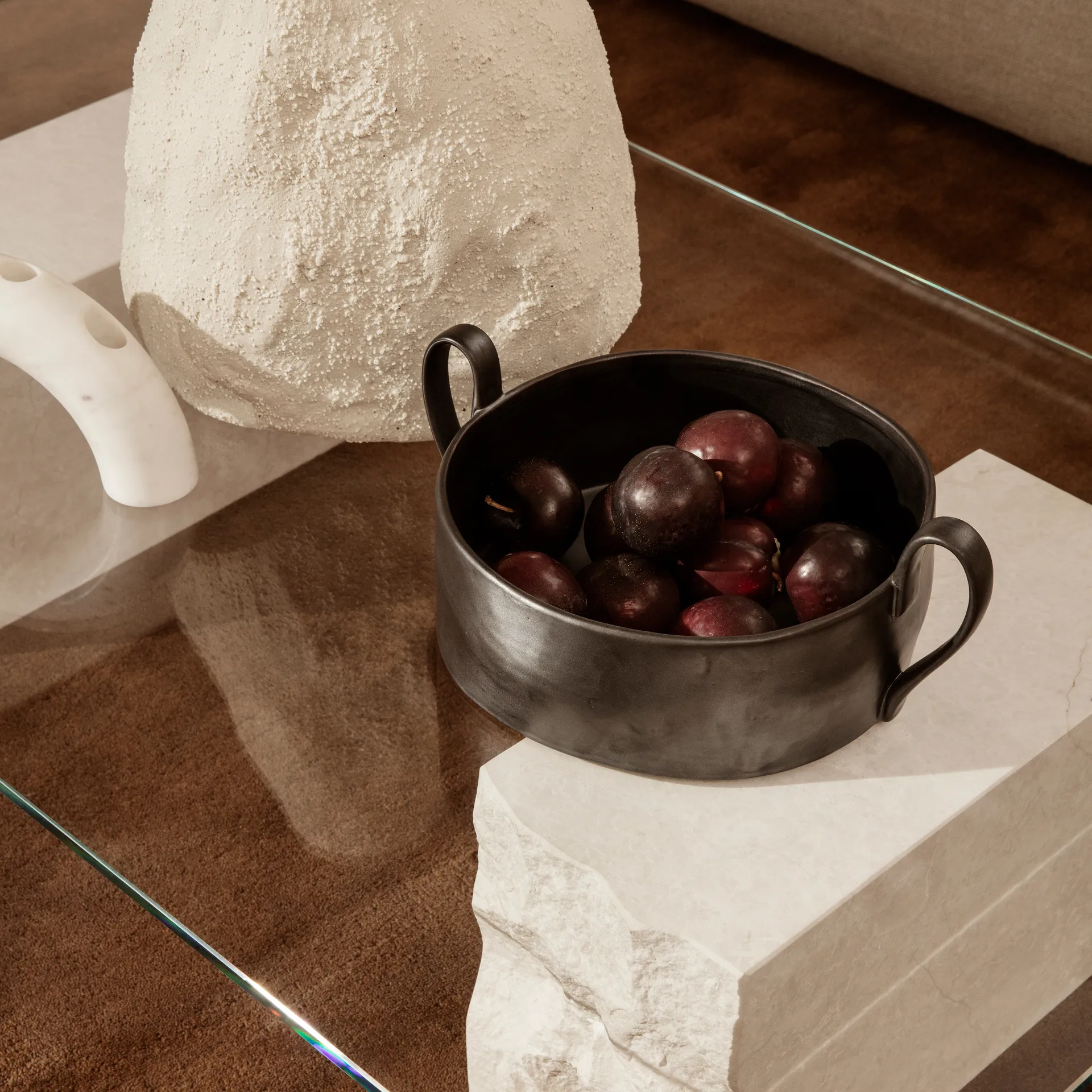 Bol Flow Centrepiece, Black Ferm Living