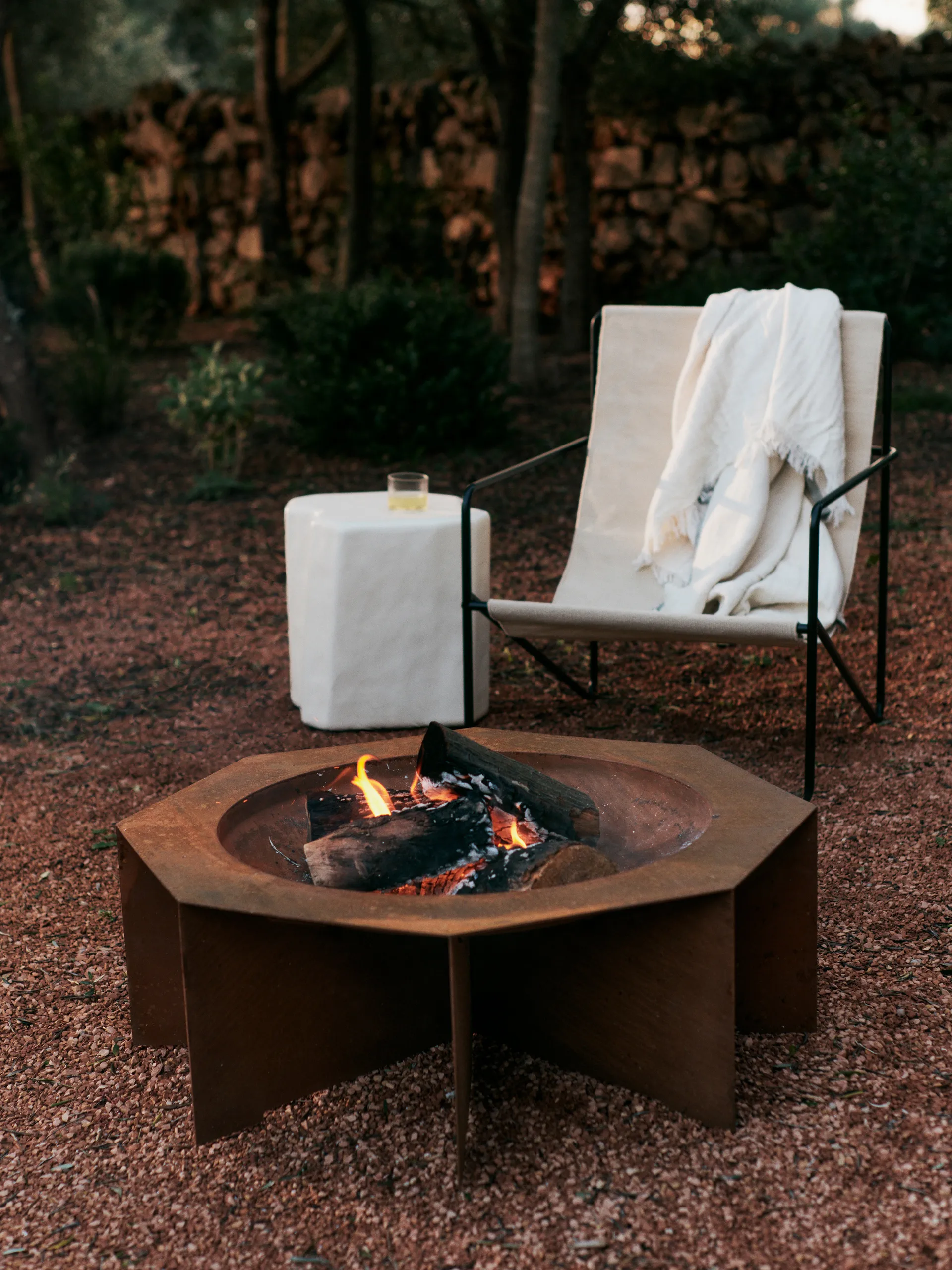 Brasero de exterior Otto fire pit, Rust, Ø85,5 × 29 cm Ferm Living
