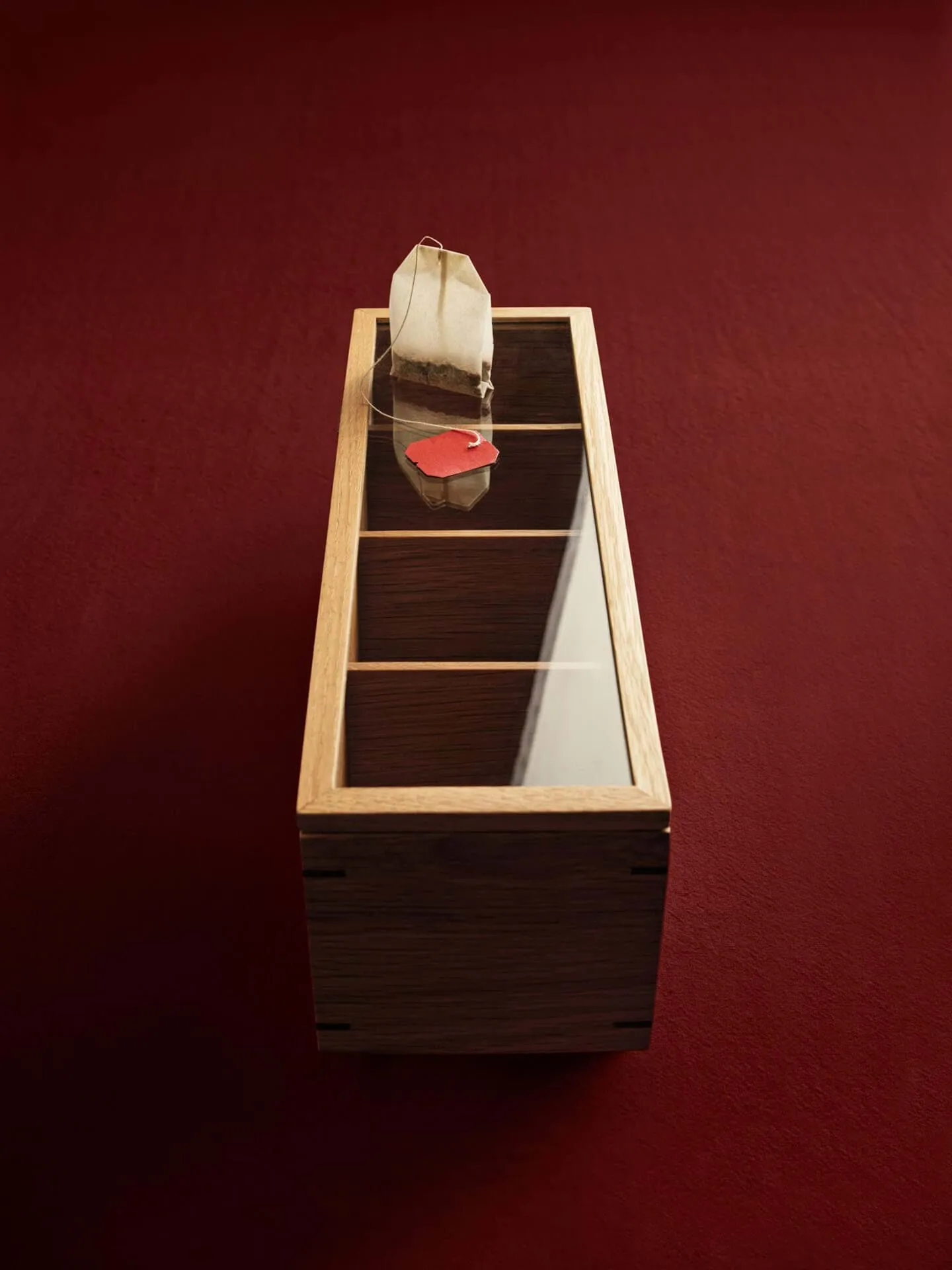 Caja de infusiones Bon, Roble Ferm Living