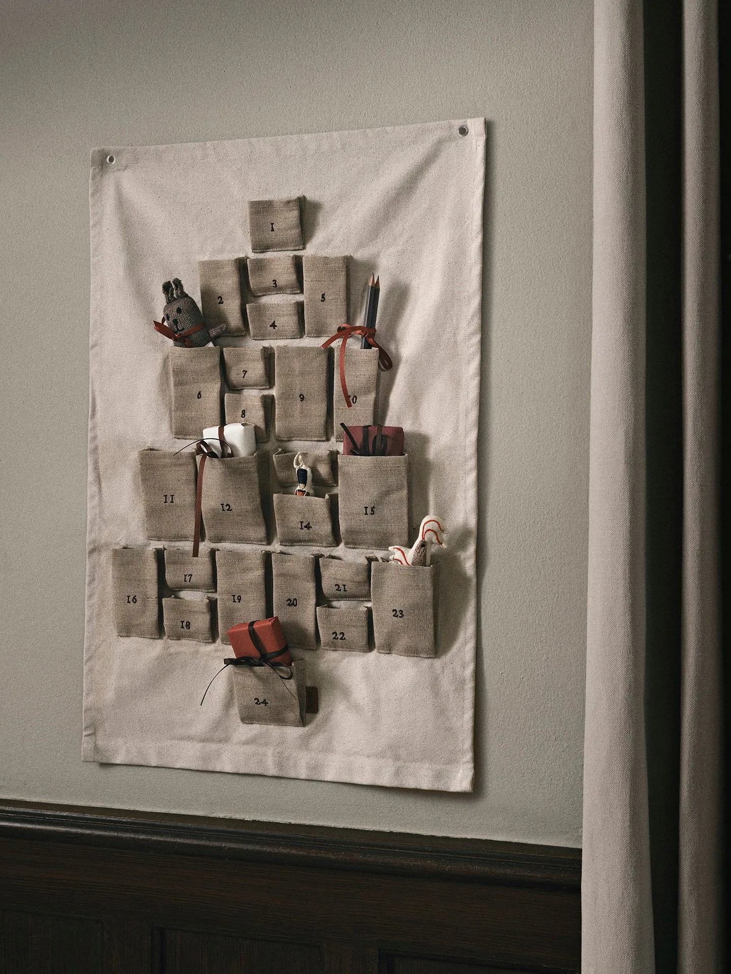 Calendario de Navidad Pine, Maxi, 90x125 cm Ferm Living