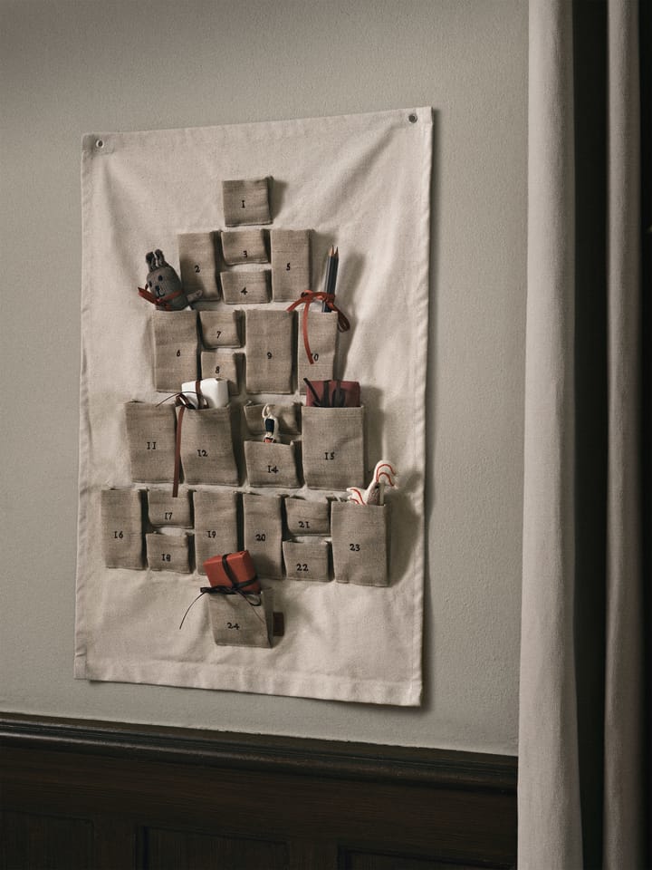 Calendario de Navidad Pine, Mini, 50x69 cm Ferm Living