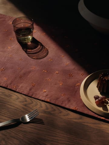 Camino de mesa Baies 40x180 cm - Dark grape-picante - Ferm Living