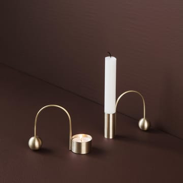 Candelabro Balance latón - vela alargada - Ferm Living