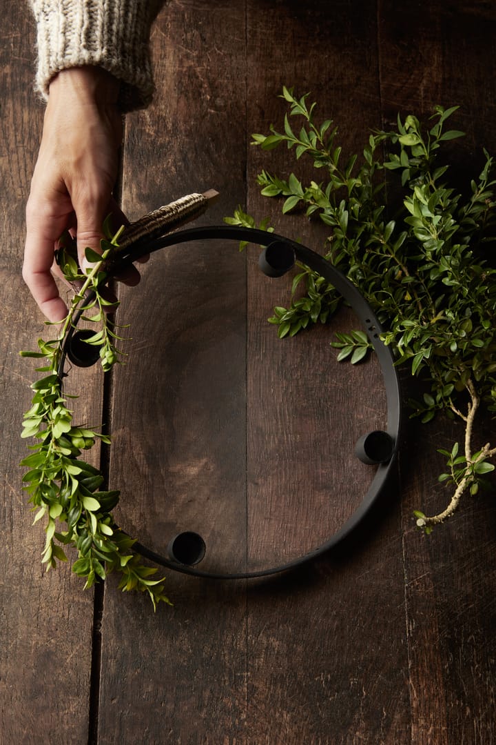 Candelabro Circle latón negro, grande Ferm Living