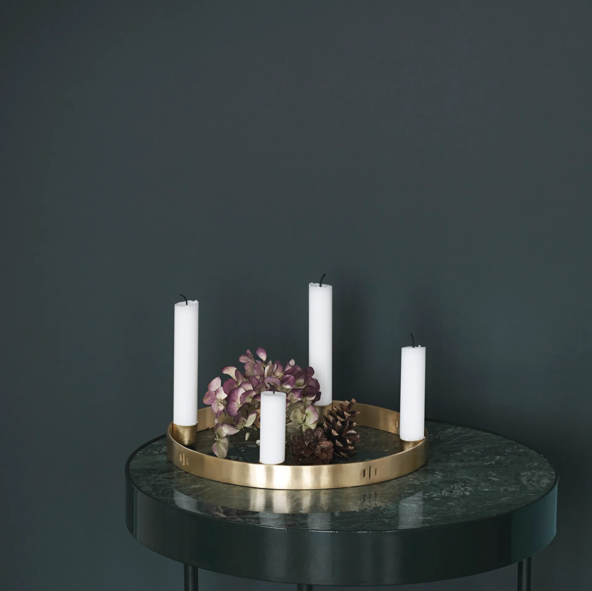 Candelabro Circle latón, pequeño Ferm Living