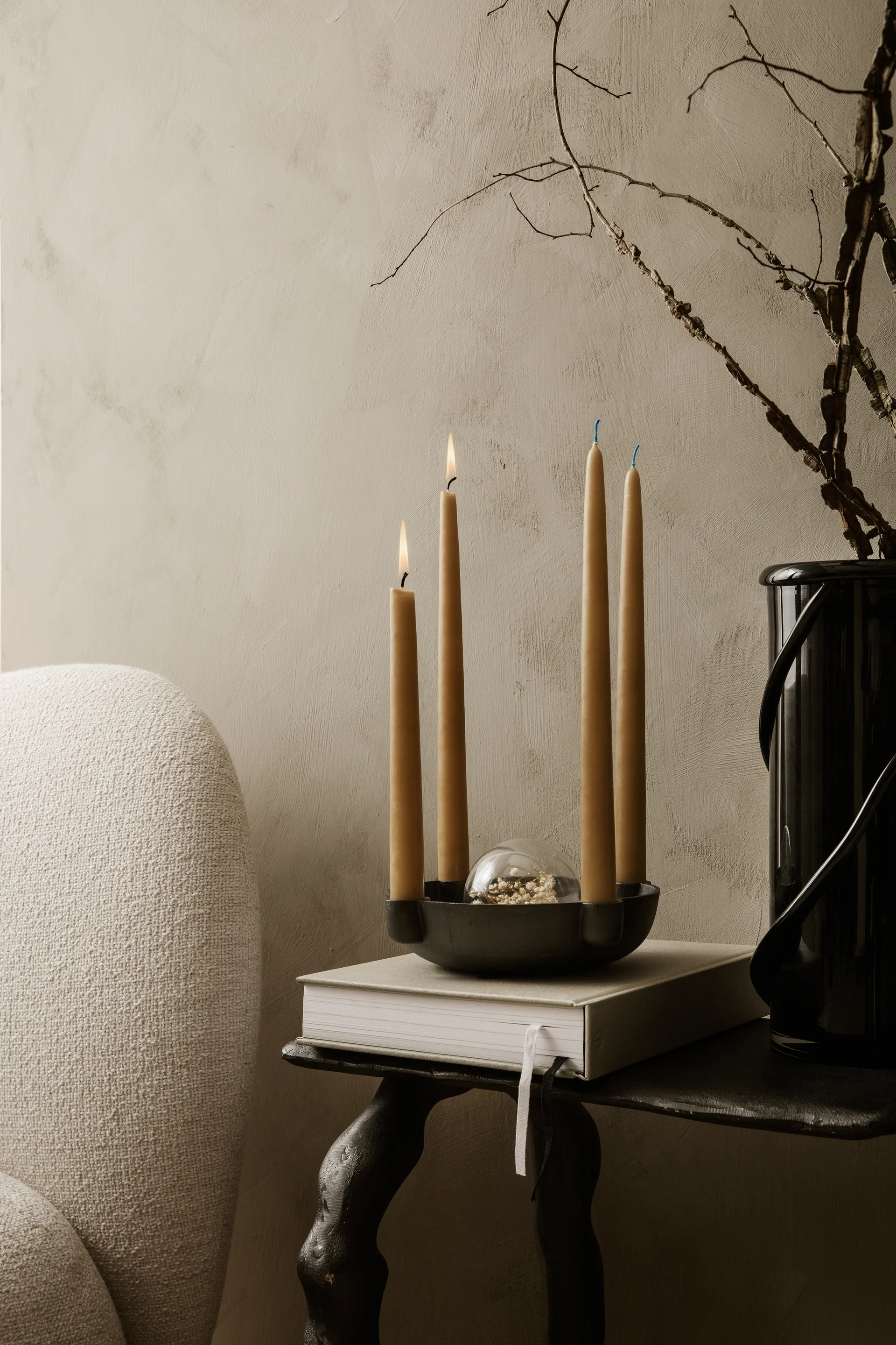 Candelabro de adviento Bowl mediano Ø20 cm, Aluminio ennegrecido Ferm Living