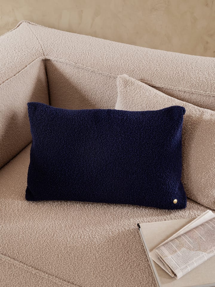Cojín Clean bouclé 40x60 cm, Deep Blue Ferm Living