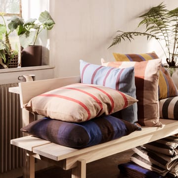 Cojín Grand 50x50 cm - Faded blue-burgundy - Ferm Living