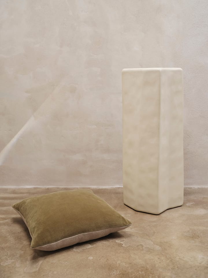 Cojín Senti 50x50 cm, Khaki Ferm Living