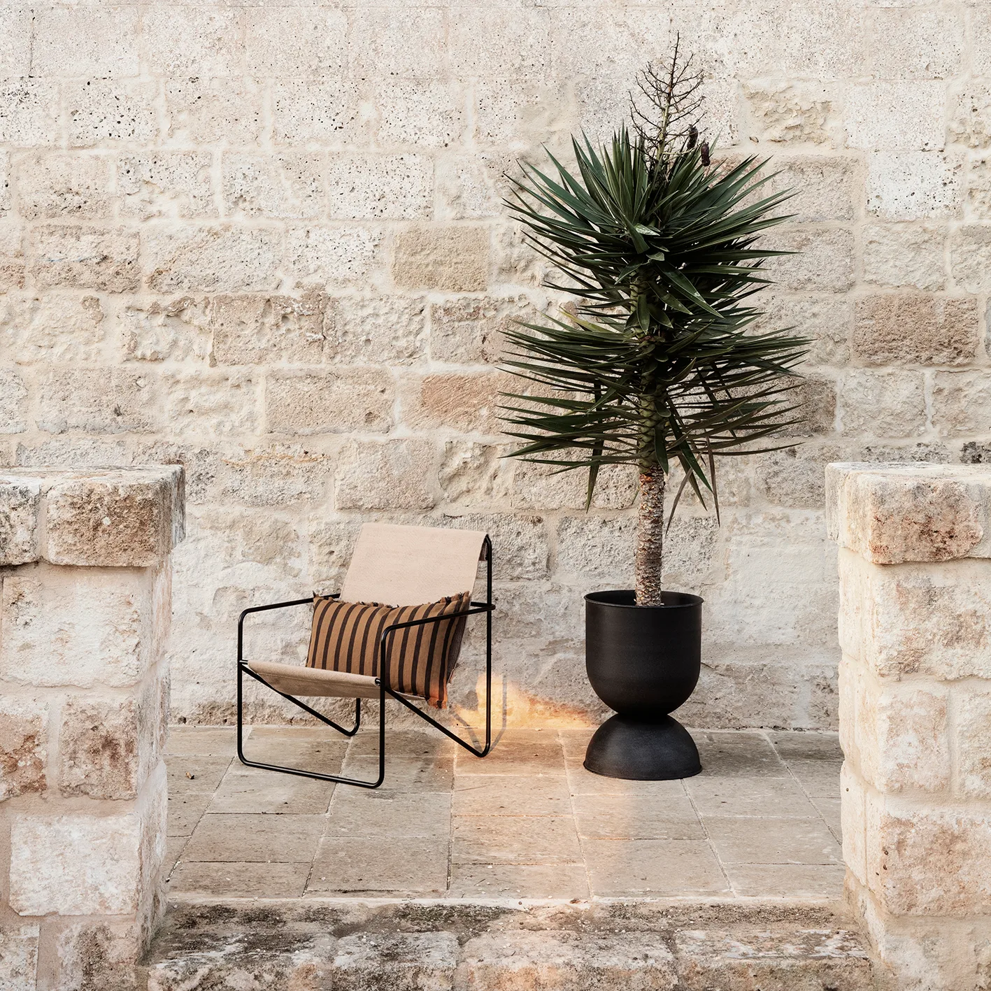 Cojín True 40 x 60 cm, Sugar-kelp black Ferm Living