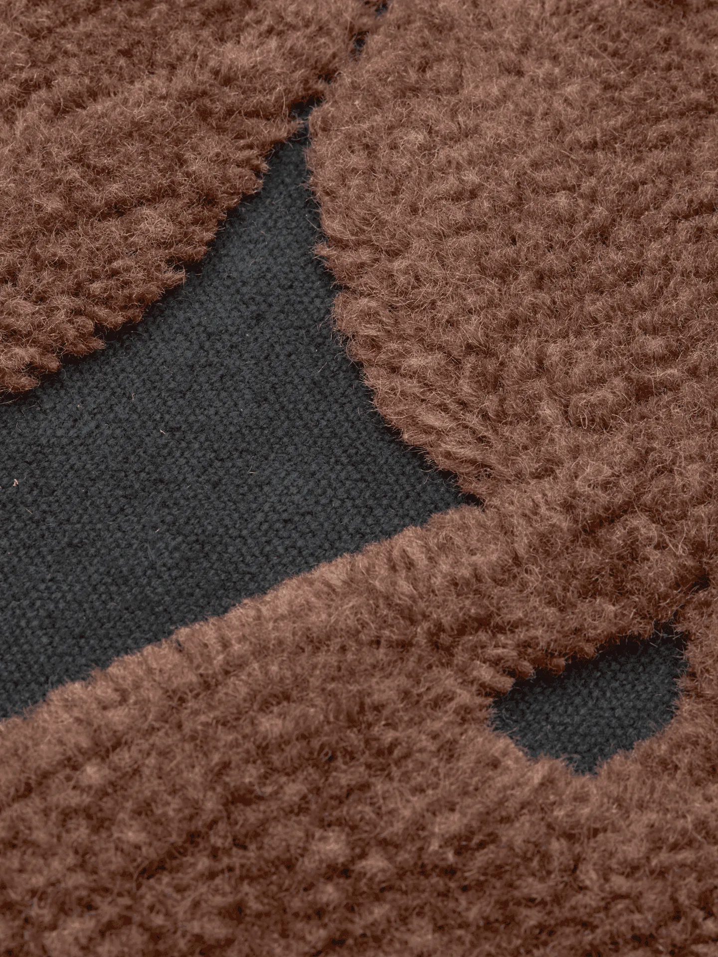 Cojín tufted Cilla, Black-dark chocolate 50x50 cm Ferm Living