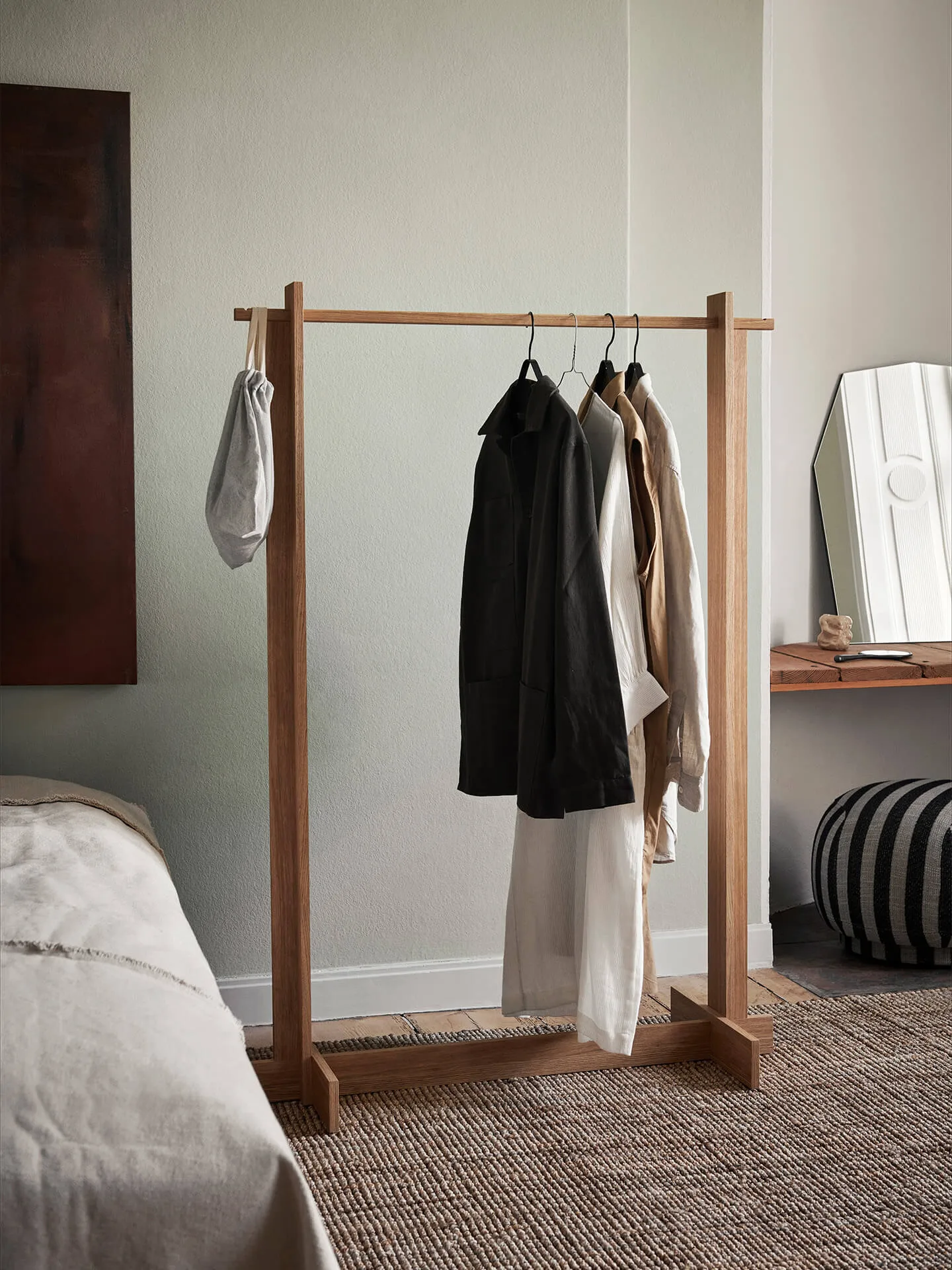 Colgador de ropa Bridge Clothes Rack, Roble aceitado Ferm Living